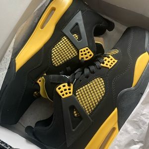 Jordan thunder size 13 new